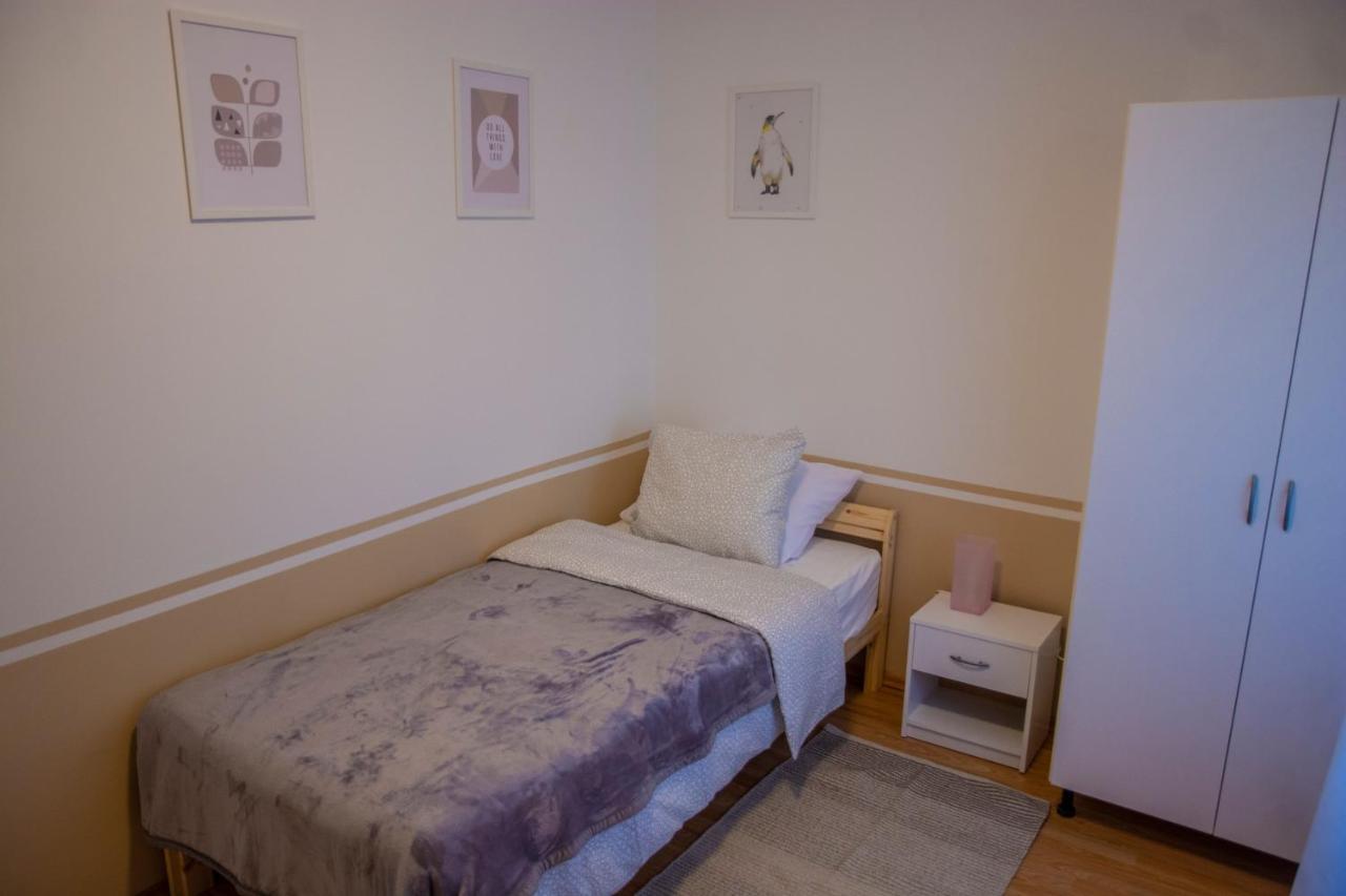 Apartment & Room Eni 萨格勒布 外观 照片